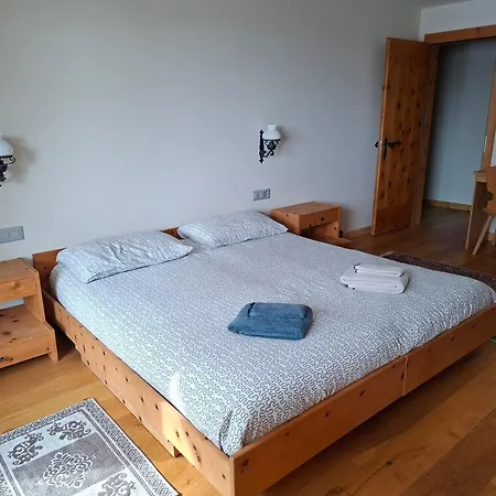 Pra D'sura דירה מלויאז